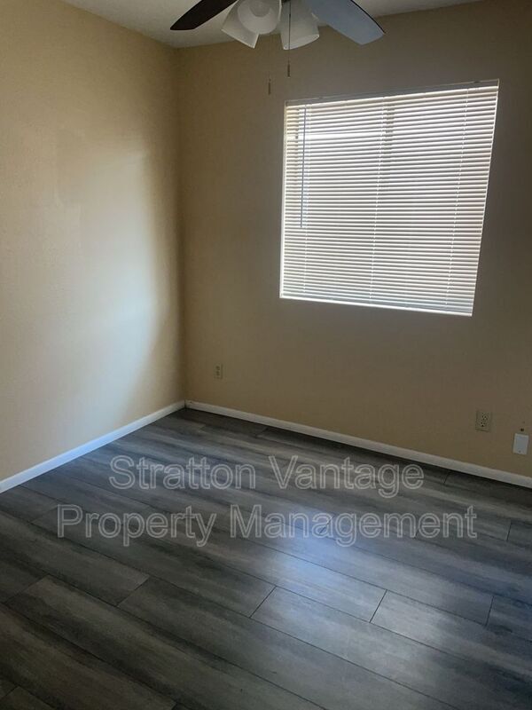 405 E Bruce Ave Gilbert, AZ 85234 photo 4