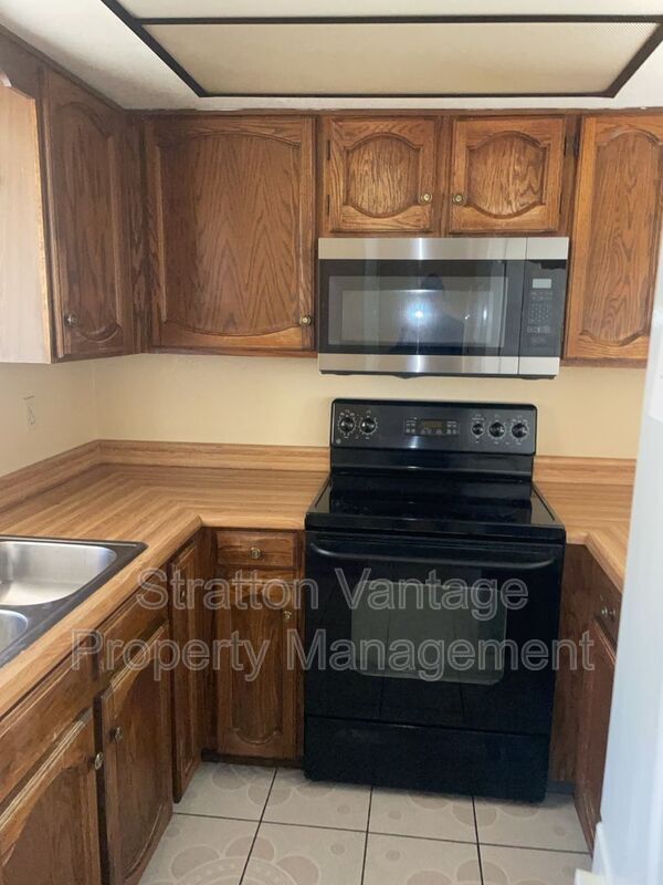 405 E Bruce Ave Gilbert, AZ 85234 photo 2
