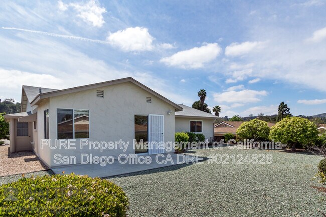 11994 Obispo Rd San Diego, CA 92128 photo 2