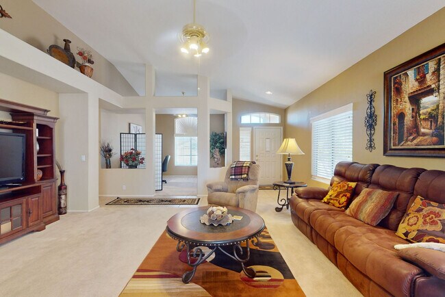 9145 W Chino Dr Peoria, AZ 85382 photo 2