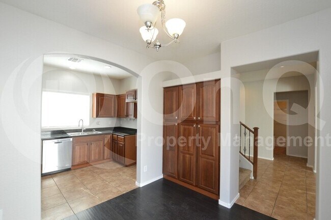 4749 E Laurel Ave Gilbert, AZ 85234 photo 4
