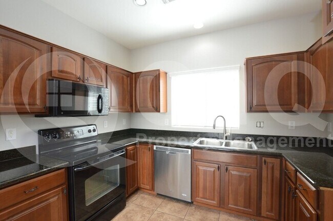 4749 E Laurel Ave Gilbert, AZ 85234 photo 2