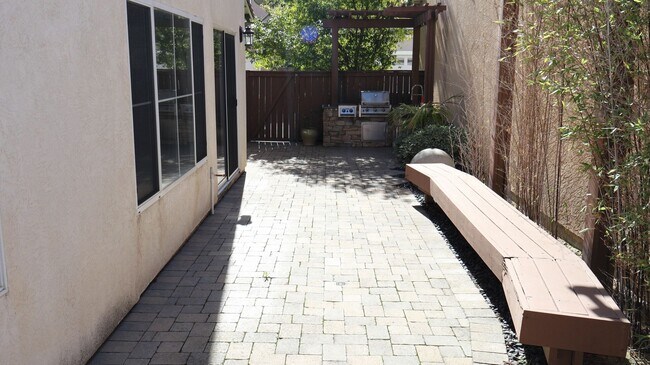 1820 San Sebastian Ave Chula Vista, CA 91913 photo 2