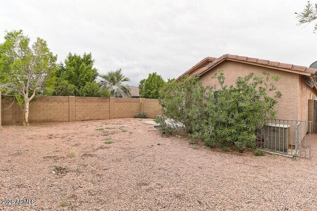14916 W Acapulco Ln Surprise, AZ 85379 photo 5