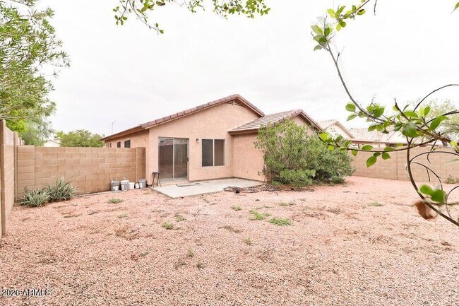 14916 W Acapulco Ln Surprise, AZ 85379 photo 4