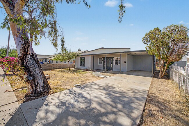 2045 E Orange St. Tempe, AZ 85281 photo 4