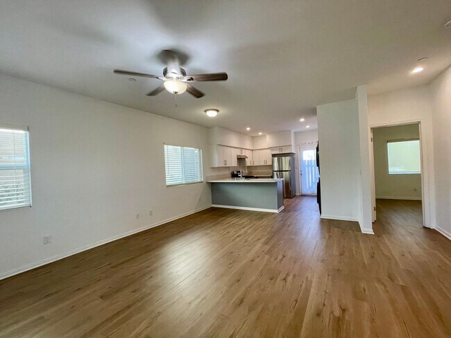 130 E Washington Ave El Cajon, CA 92020