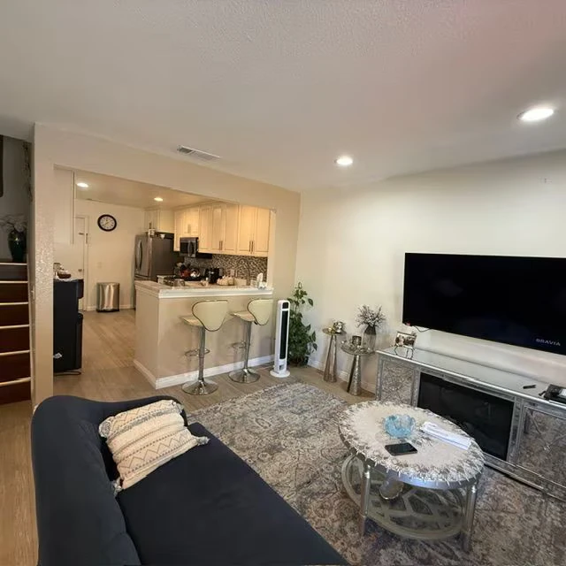 1074 Sumner Pl El Cajon, CA 92021 photo 3