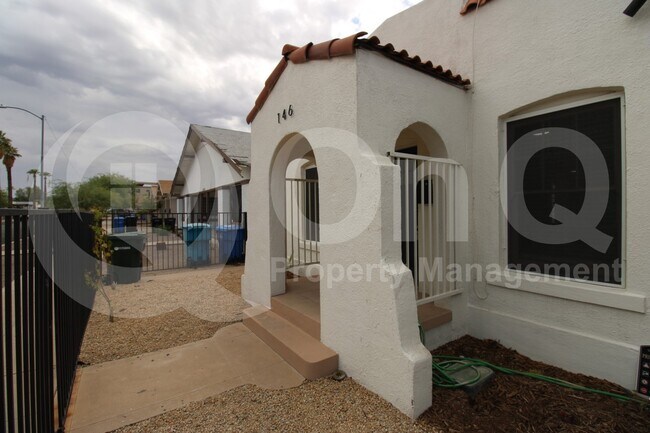 146 N 10th Ave Phoenix, AZ 85007 photo 2