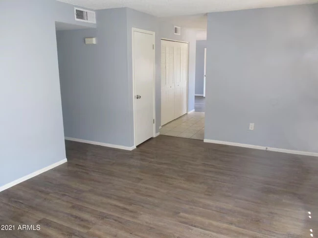 6014 S College Ave Tempe, AZ 85283 photo 5