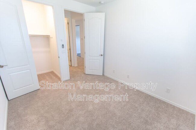 14231 West El Cortez Pl Sun City West, AZ 85387 photo 5