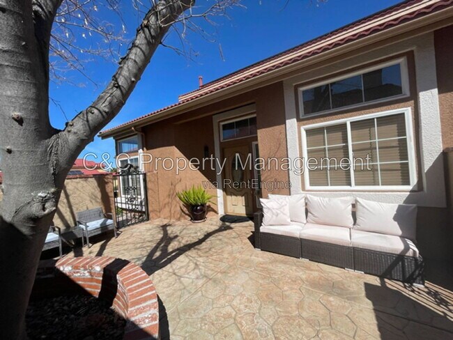 32736 Hislop Way Temecula, CA 92592 photo 4