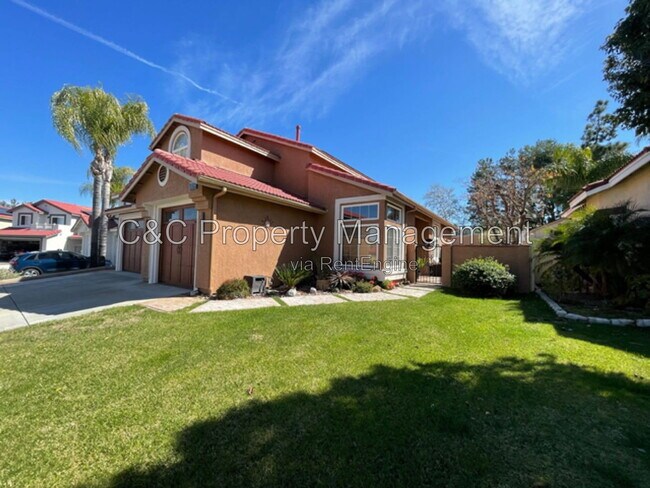 32736 Hislop Way Temecula, CA 92592 photo 2