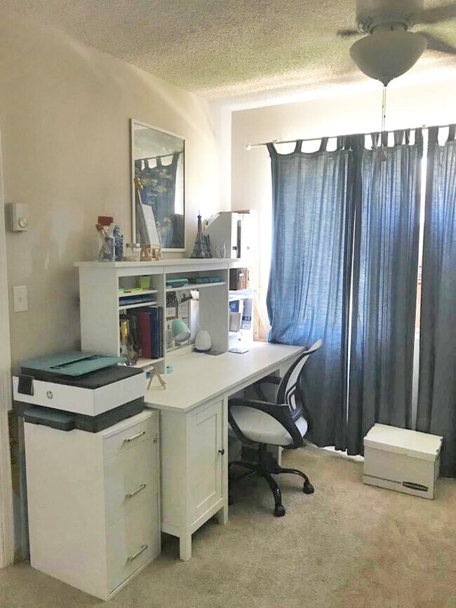 7994 Caminito Dia San Diego, CA 92122