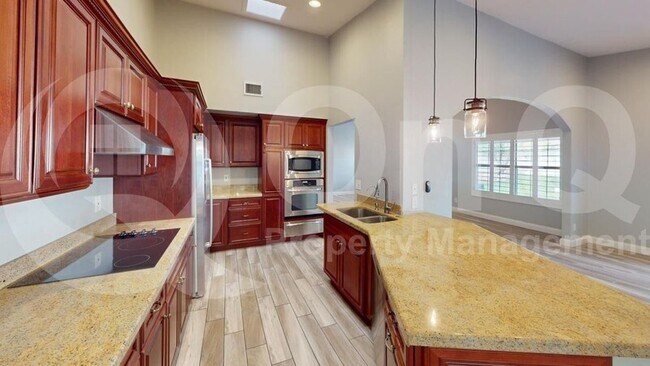 5420 E Paradise Ln Scottsdale, AZ 85254 photo 3