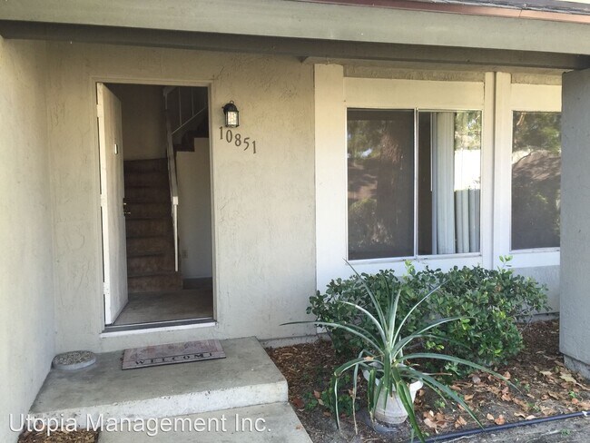 10851 Carbet Pl San Diego, CA 92124 photo 2