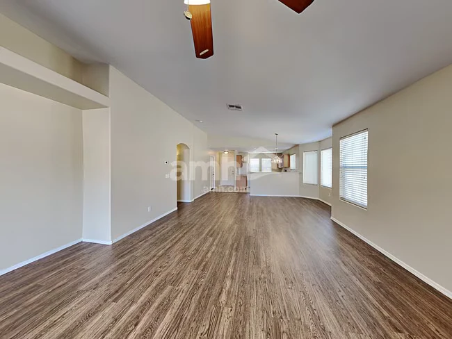24160 W Lasso Ln Buckeye, AZ 85326 photo 5