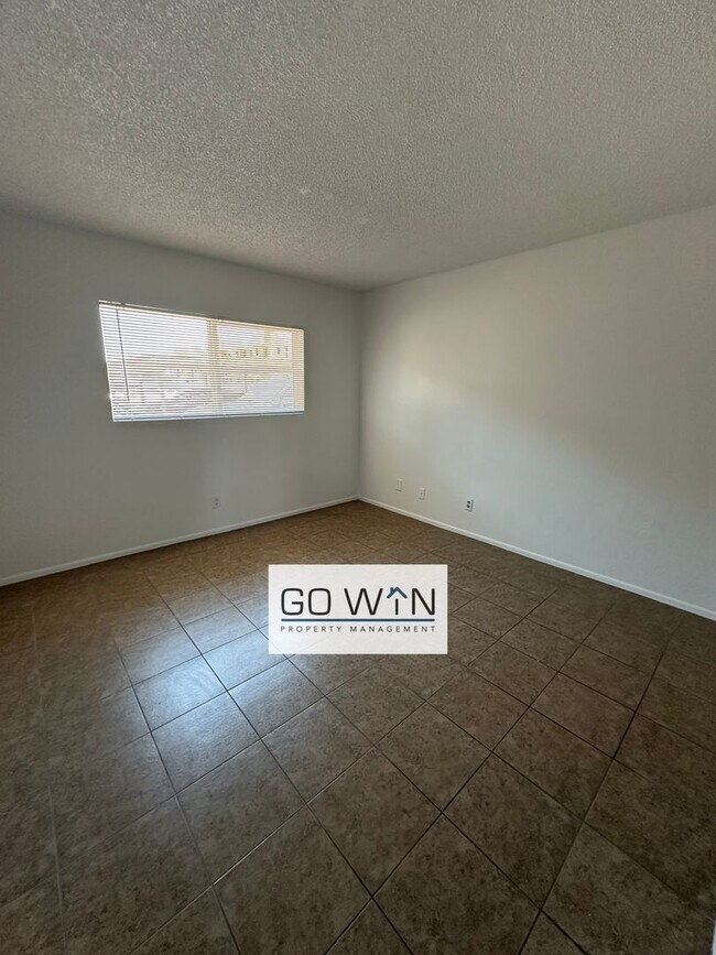 1758 E 6th Ave Mesa, AZ 85204 photo 2