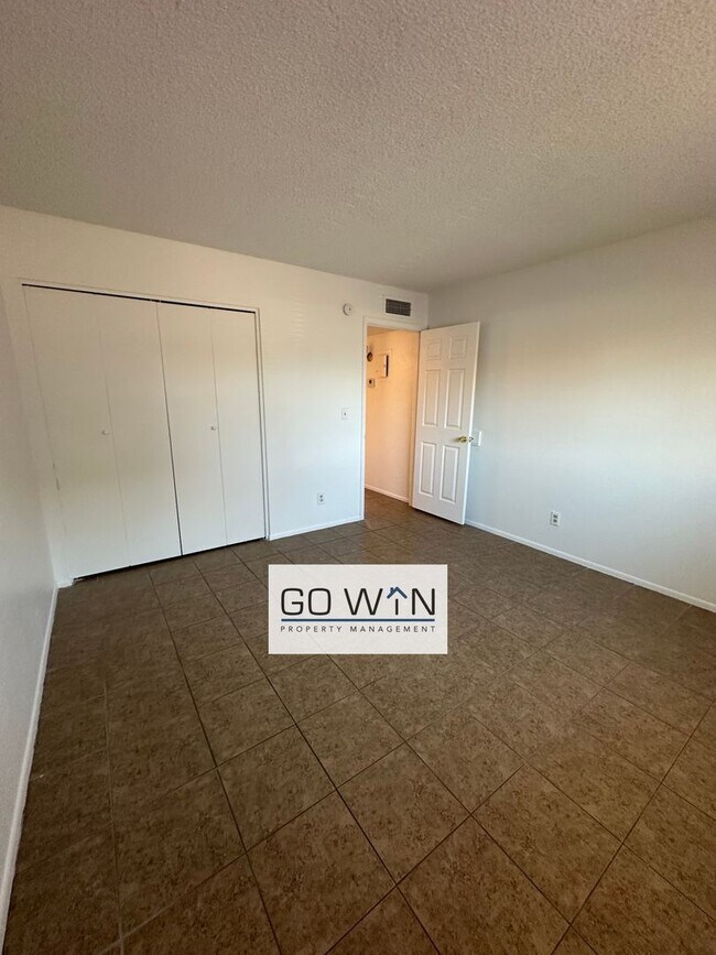 1758 E 6th Ave Mesa, AZ 85204 photo 3