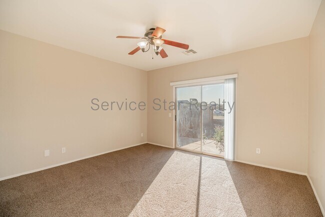 1708 S 79th Glen Phoenix, AZ 85043 photo 5