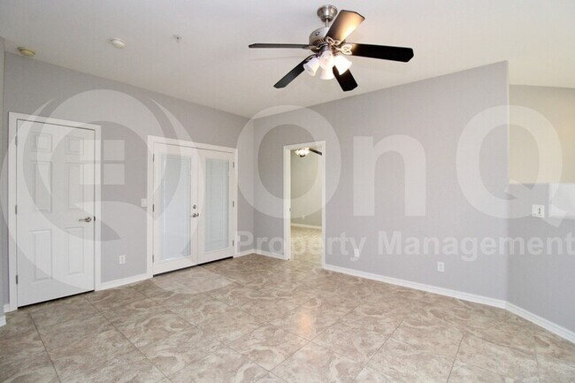 8800 N 107th Ave Peoria, AZ 85345 photo 4