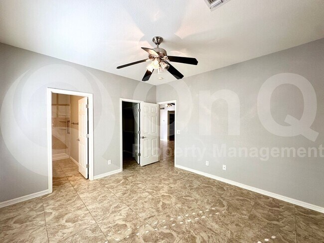 8800 N 107th Ave Peoria, AZ 85345 photo 5