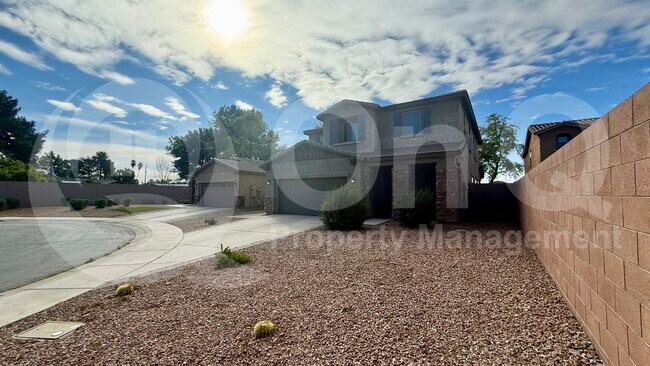 931 E Harrison St Chandler, AZ 85225 photo 2