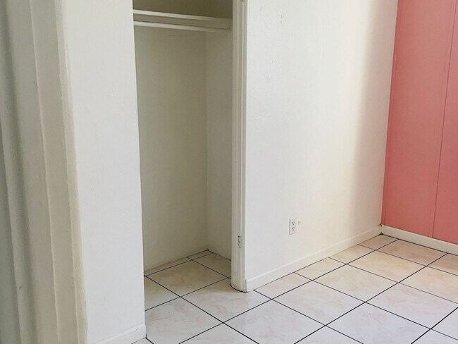 3539 E Sheridan St Phoenix, AZ 85008 photo 5