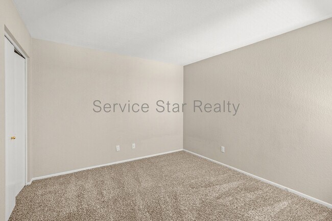 1506 N Oak St Tempe, AZ 85281 photo 5