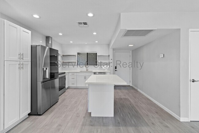 314 W Maryland Ave Phoenix, AZ 85013 photo 3