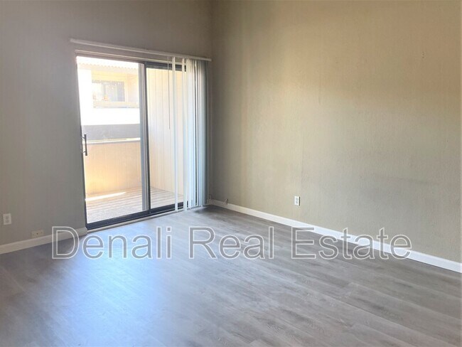 2938 N 61st Pl Scottsdale, AZ 85251 photo 2