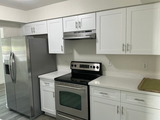 3421 West Campbell Ave Phoenix, AZ 85017 photo 2