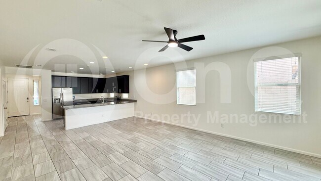 7643 W Fetlock Trail Peoria, AZ 85383 photo 5