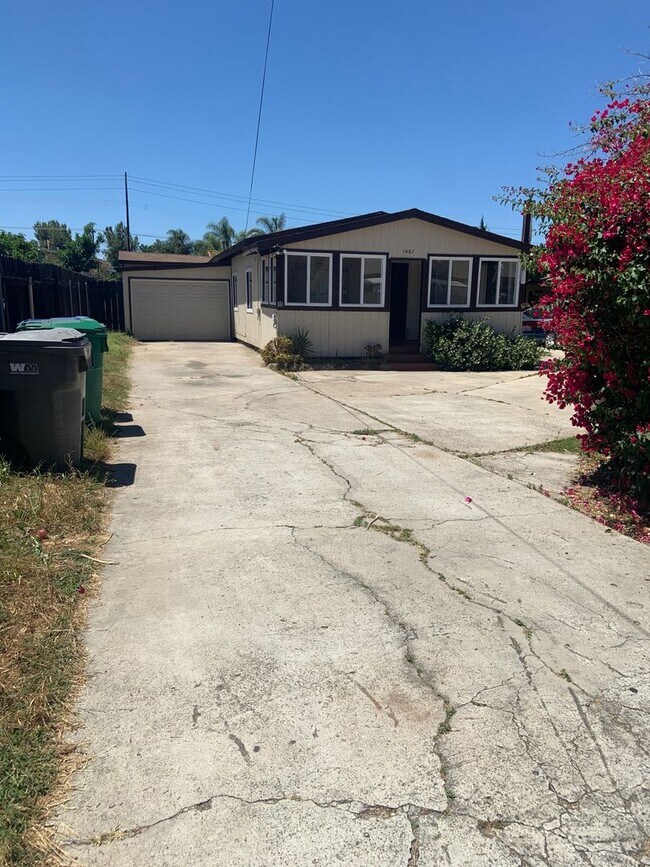 1467-1469 Marline Ave El Cajon, CA 92021 photo 5