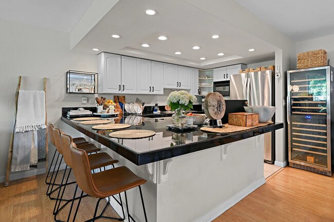 7525 Jerez Ct Carlsbad, CA 92009 photo 3