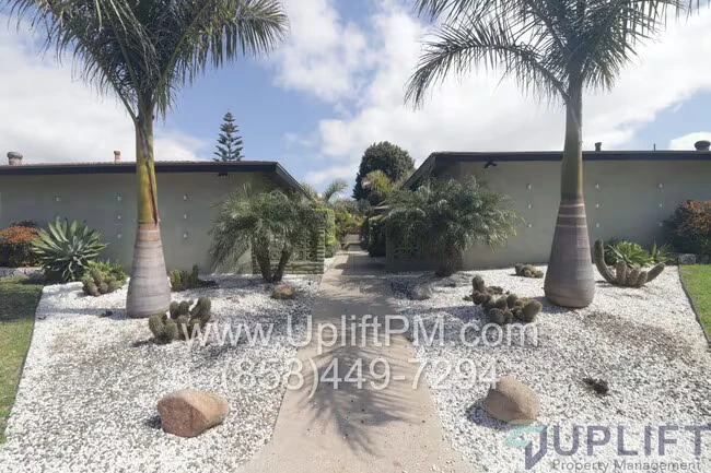 3434 Monroe St Carlsbad, CA 92008