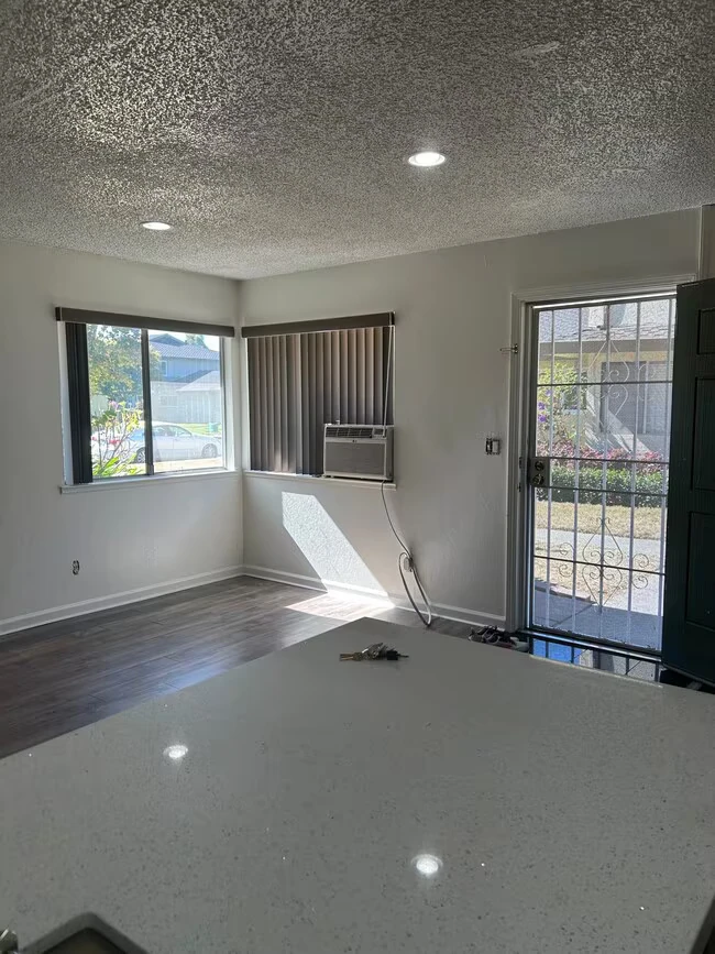 2241 Partridge Way Union City, CA 94587 photo 3