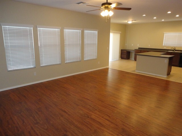9128 E Plana Ave Mesa, AZ 85212 photo 4