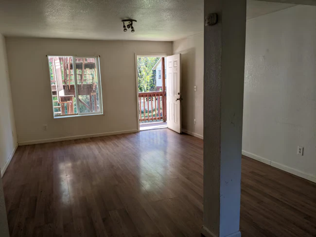 14301 Mill Ct Guerneville, CA 95446 photo 4