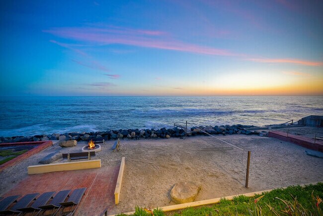 1923 S Pacific St Oceanside, CA 92054 photo 4