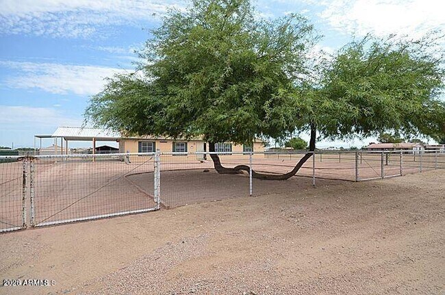 18234 E County Down Dr photo 3