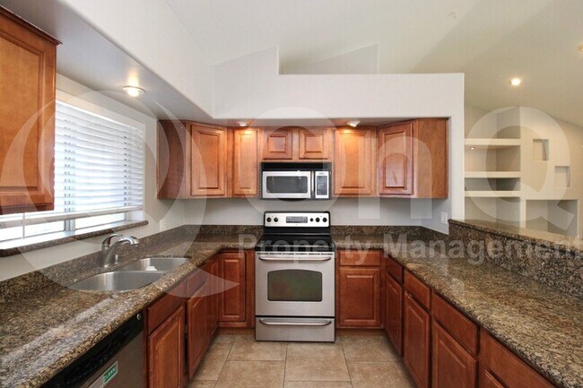4637 E Granada Rd Phoenix, AZ 85008 photo 3