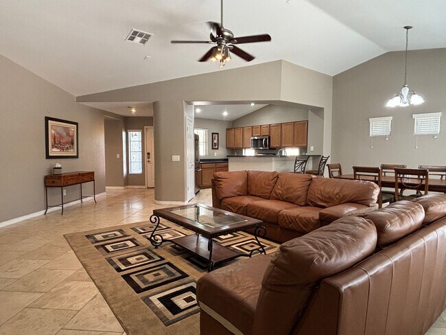 1450 N Maria Ln photo 5