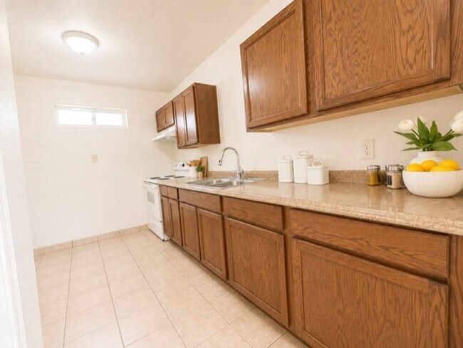 1229 W Pierce St Phoenix, AZ 85007 photo 5