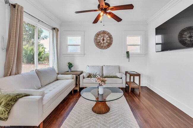 4239 Cherokee Ave San Diego, CA 92104 photo 4