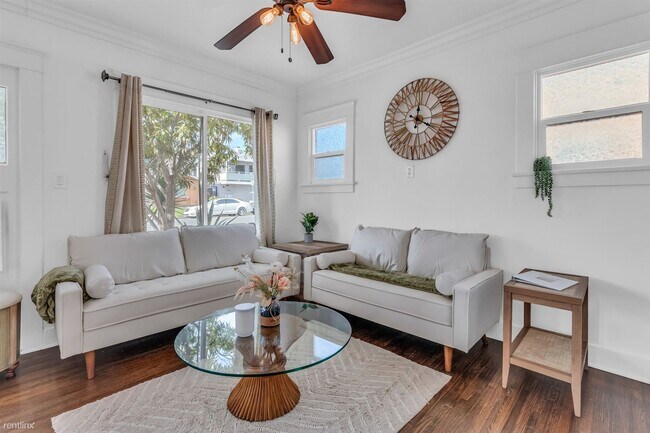 4239 Cherokee Ave San Diego, CA 92104 photo 3
