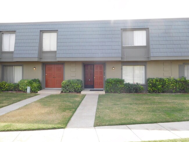 2022 W Highland Ave Phoenix, AZ 85015 photo 4