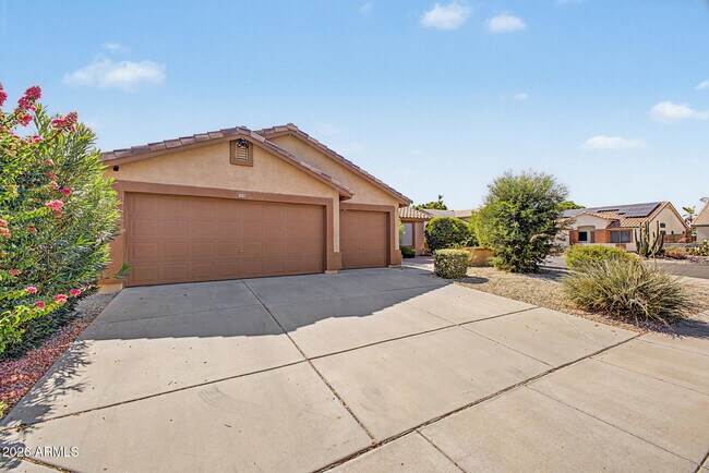 16148 N 157th Dr Surprise, AZ 85374 photo 3