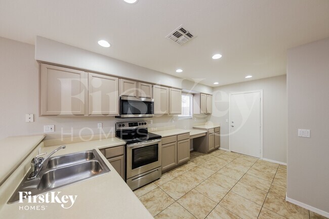 6968 W Aire Libre Ave Peoria, AZ 85382 photo 5