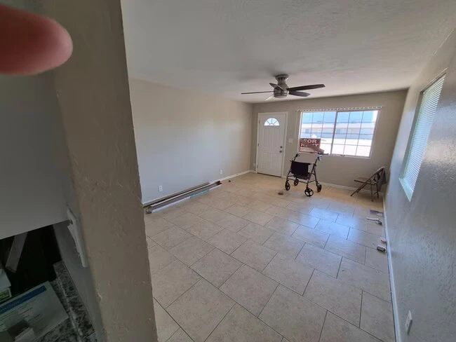7110 N 36th Ave Phoenix, AZ 85051 photo 2